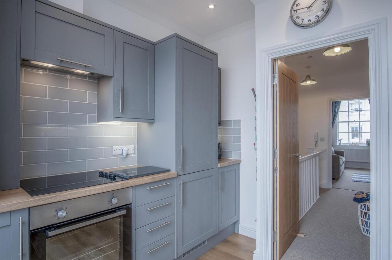 Ramsey Apartment - 2 Bedroom Apartment - Tenby Dış mekan fotoğraf