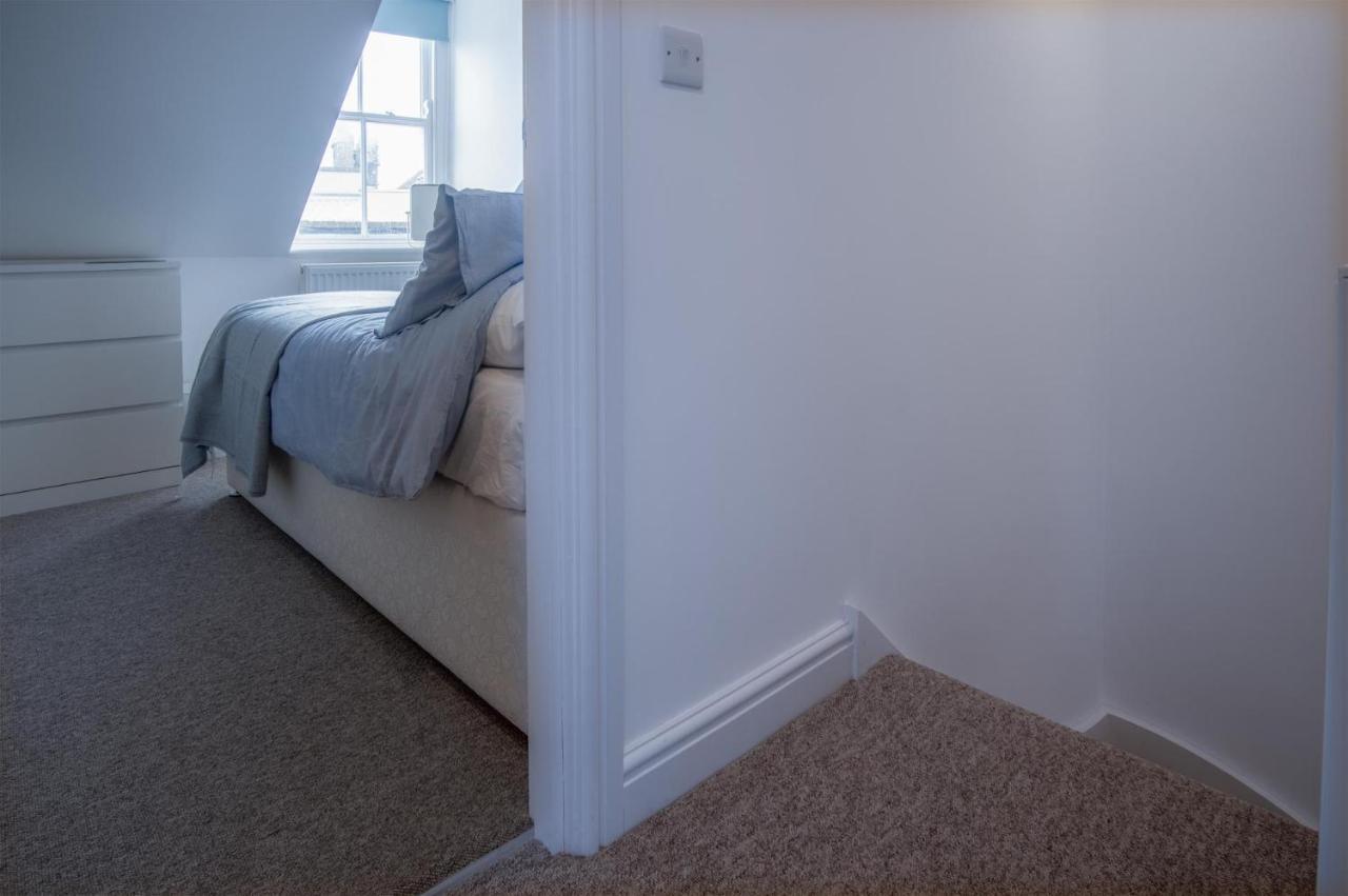 Ramsey Apartment - 2 Bedroom Apartment - Tenby Dış mekan fotoğraf