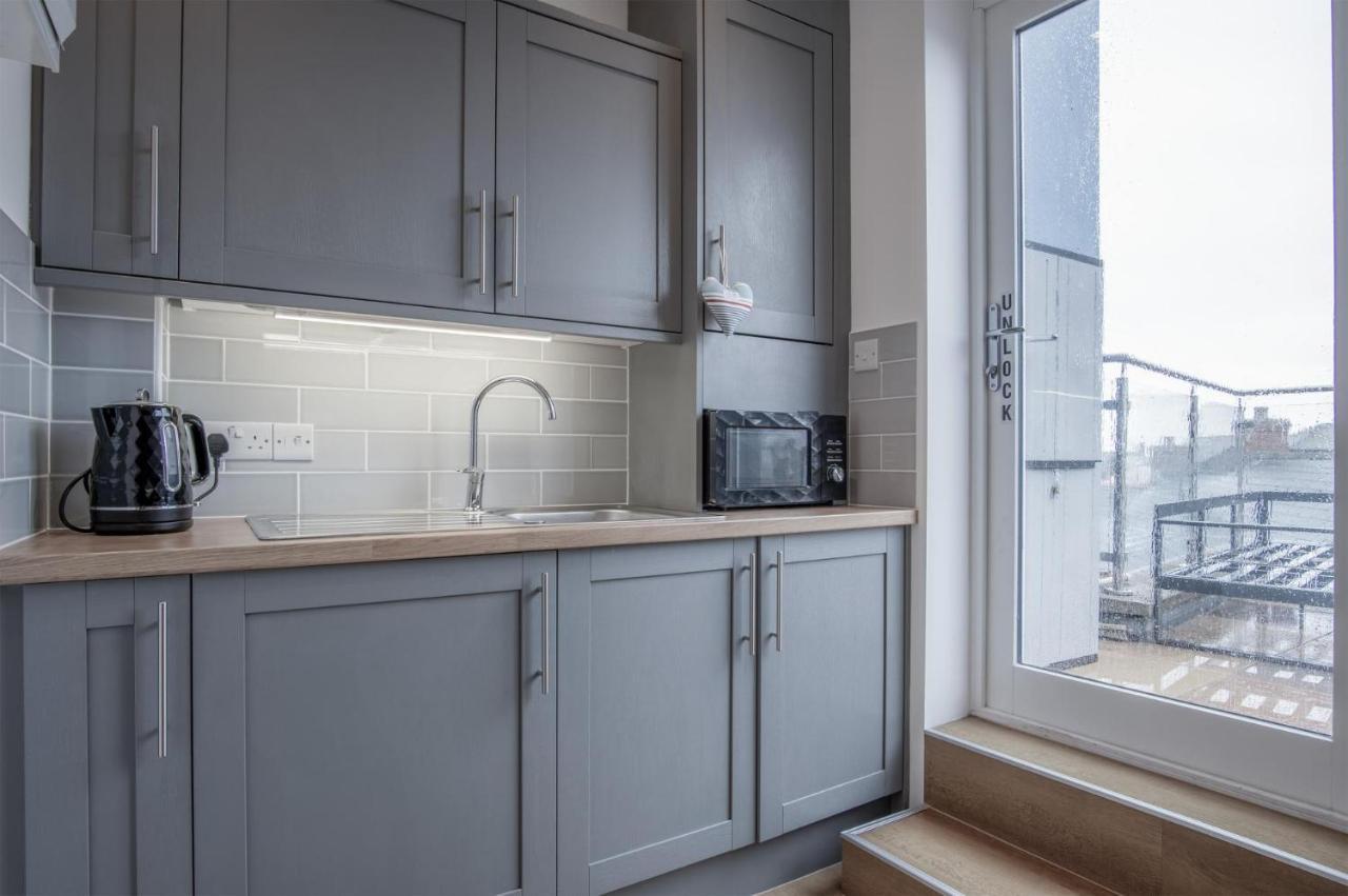 Ramsey Apartment - 2 Bedroom Apartment - Tenby Dış mekan fotoğraf