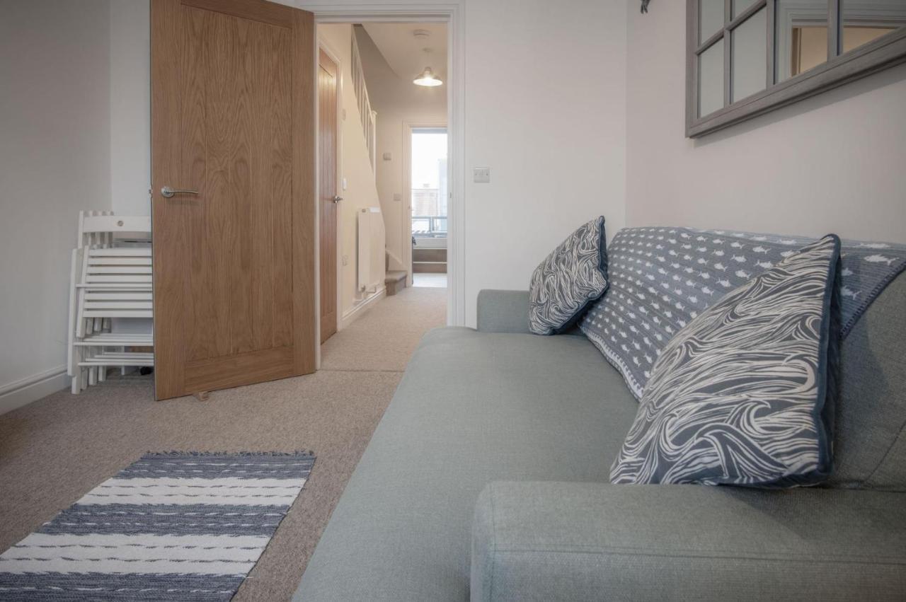 Ramsey Apartment - 2 Bedroom Apartment - Tenby Dış mekan fotoğraf