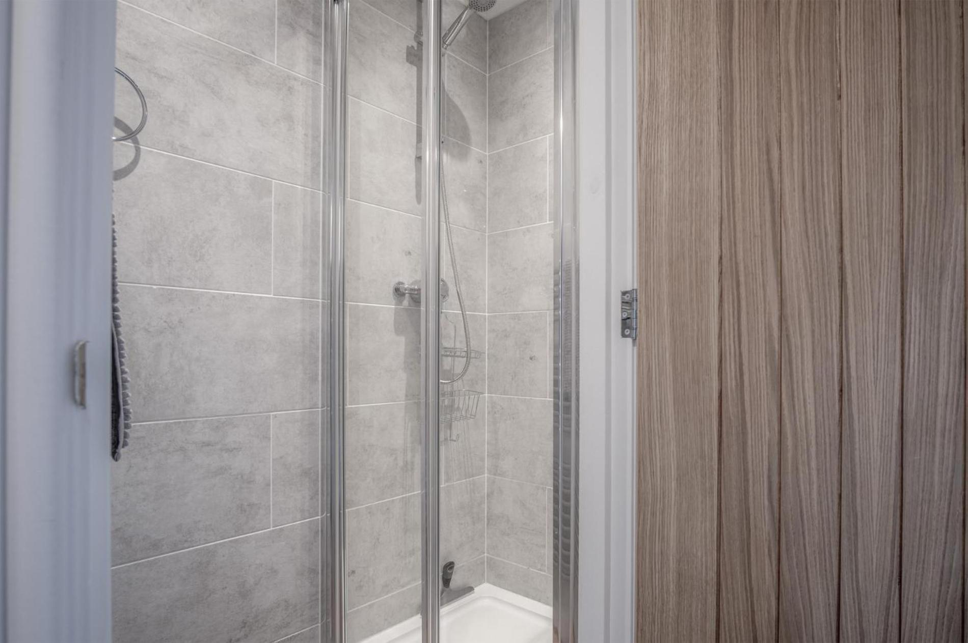 Ramsey Apartment - 2 Bedroom Apartment - Tenby Dış mekan fotoğraf